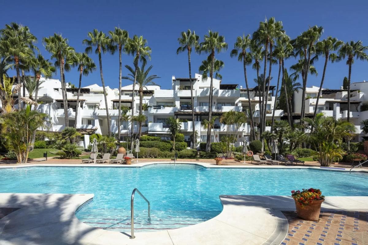 Sale of apartment in Parking Hotel Puente Romano, 11, Marbella
photo 2