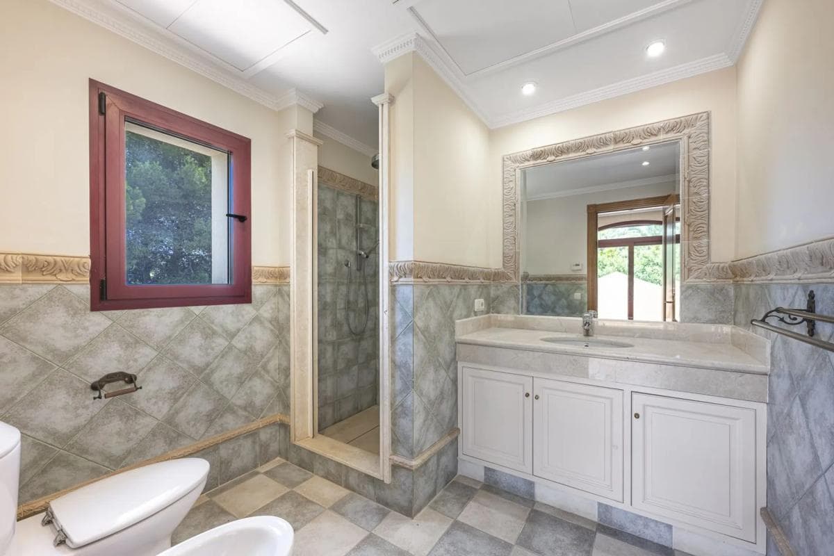 Venta de chalet independiente en Urbanizacion Altos Reales, 9 A, Marbella
photo 2