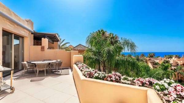 Ático en venta en Avenida Buchinger, Marbella photo 1