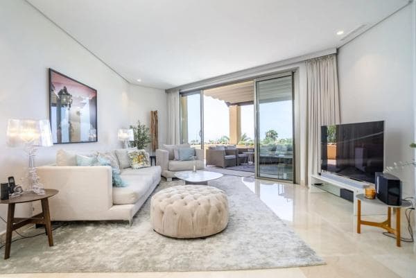Ático en venta en Barrio Sierra Blanca, Marbella thumbnail 2