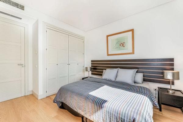 Duplex en venta en Urbanización Cortijo de Nagüeles, Marbella thumbnail 1