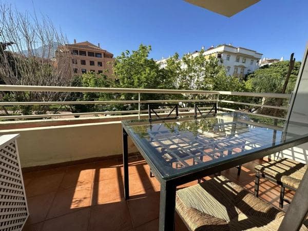 Apartment for sale in BV PRINCIPE ALFONSO HOHENLOH 9 Es:1 Pl:02 Pt:D COSTA NAGUELES II, Costa Nagueles II s/n, Marbella photo 1