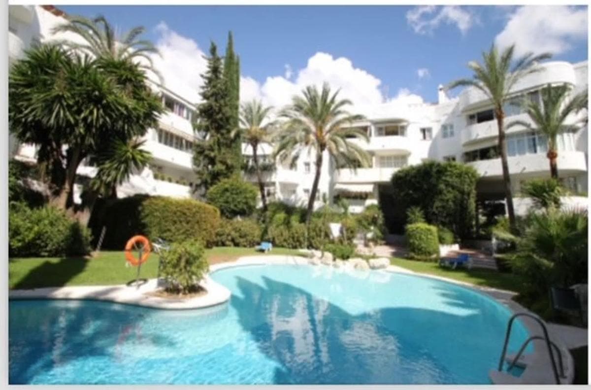 Venta de ático en Bulevar Príncipe Alfonso de Hohenlohe, 70, Marbella photo 5