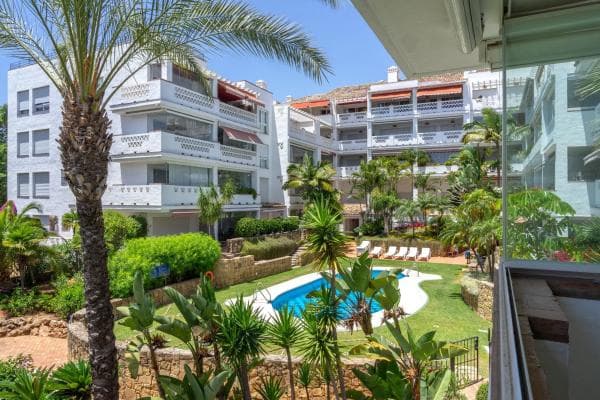 Apartment for sale in BV PRINCIPE ALFONSO HOHENLOH, 1, Marbella photo 1