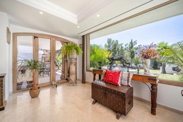 Chalet independiente en venta en Barrio Sierra Blanca, Marbella
thumbnail 1