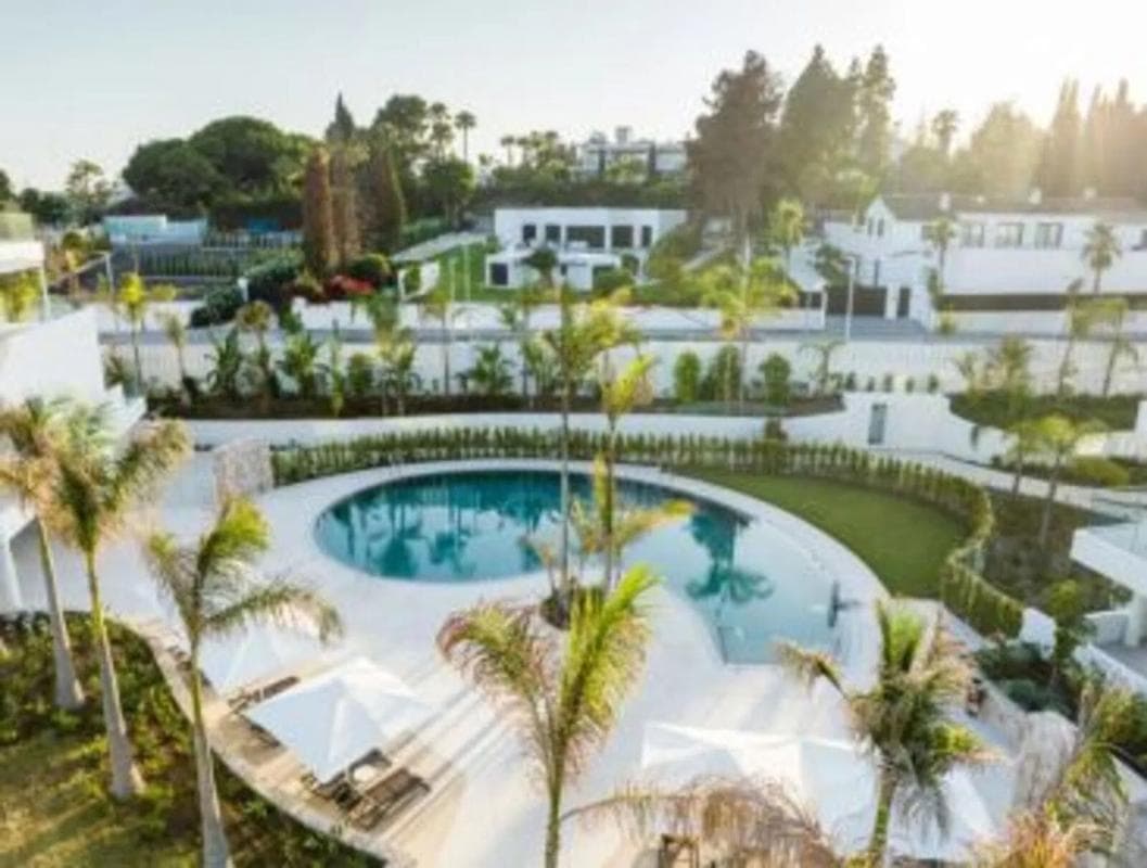 Duplex sale in Belanus Garden Residence, Golden Mile, Marbella s/n, Marbella photo 2