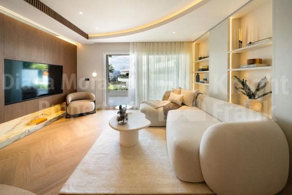 Piso en venta en Barrio Lomas de Marbella Club, Marbella
thumbnail 1