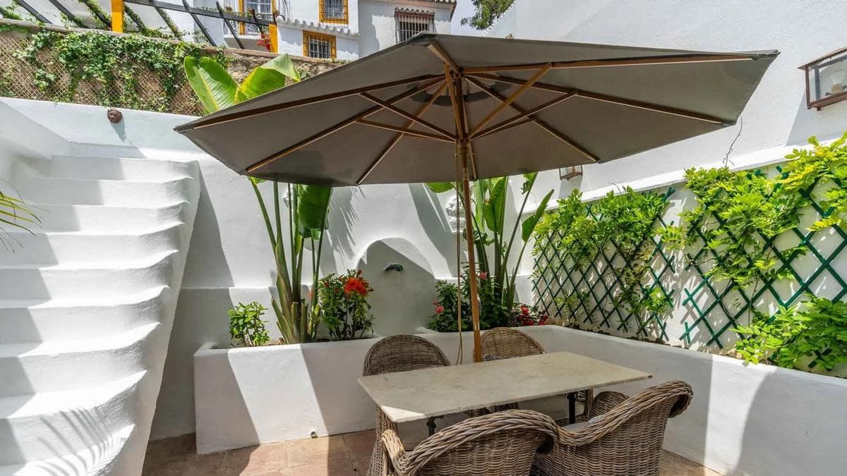 Venta de chalet adosado en Plaza Primavera, 3 , Marbella photo 5