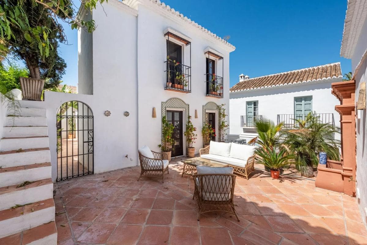 Propiedades en venta y alquiler en España photo 2