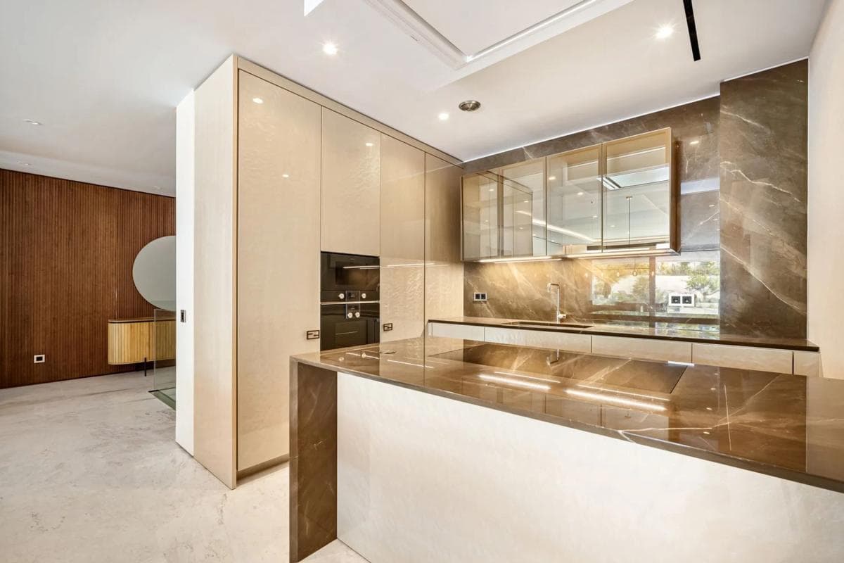 Duplex sale in Lugar, 12 C, Marbella photo 5