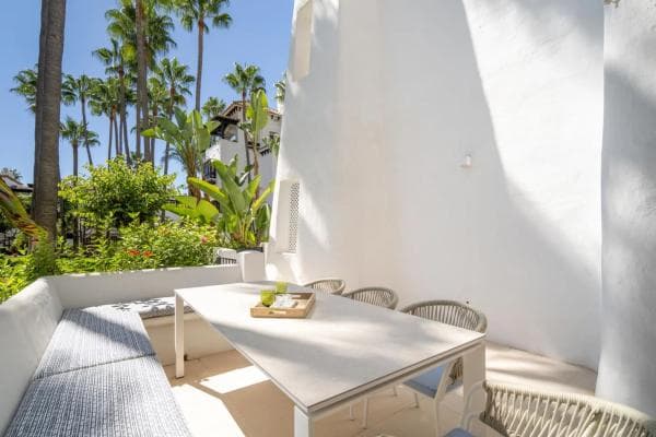 Piso en venta en Calle Torre Verde, Marbella
thumbnail 1