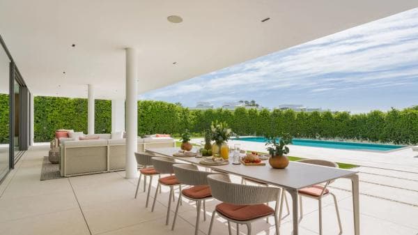 Independent chalet for sale in Barrio Las Lomas de Río Verde, Marbella
photo 1