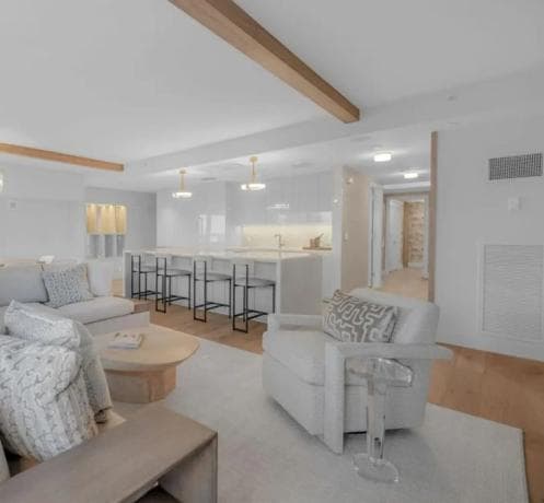 Piso en venta en Avenida Buchinger, 17, Marbella
photo 1