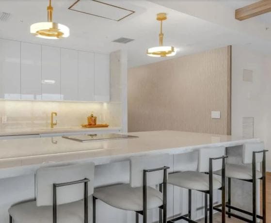 Piso en venta en Avenida Buchinger, 17, Marbella
thumbnail 1