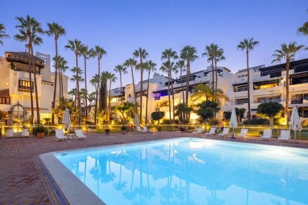 Piso en venta en Barrio Puente Romano, Marbella
thumbnail 1