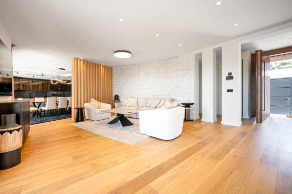 Independent chalet for sale in Calle Cómpeta, Marbella
photo 1