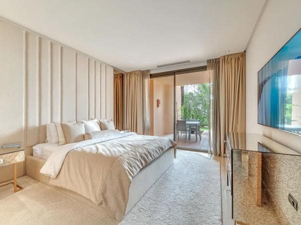 Piso en venta en Avenida Buchinger, Marbella
thumbnail 2