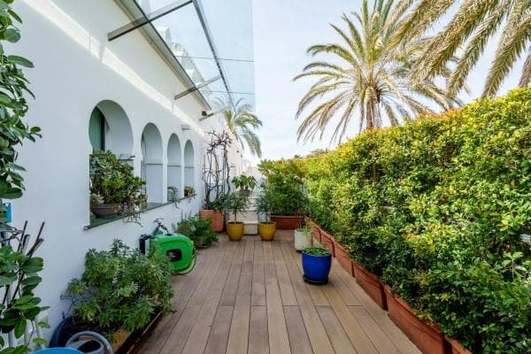 Piso en venta en Urbanización Oasis Club, 131, Marbella
thumbnail 1