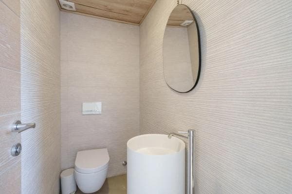 Piso en venta en Urbanización Oasis Club, 131, Marbella
thumbnail 2