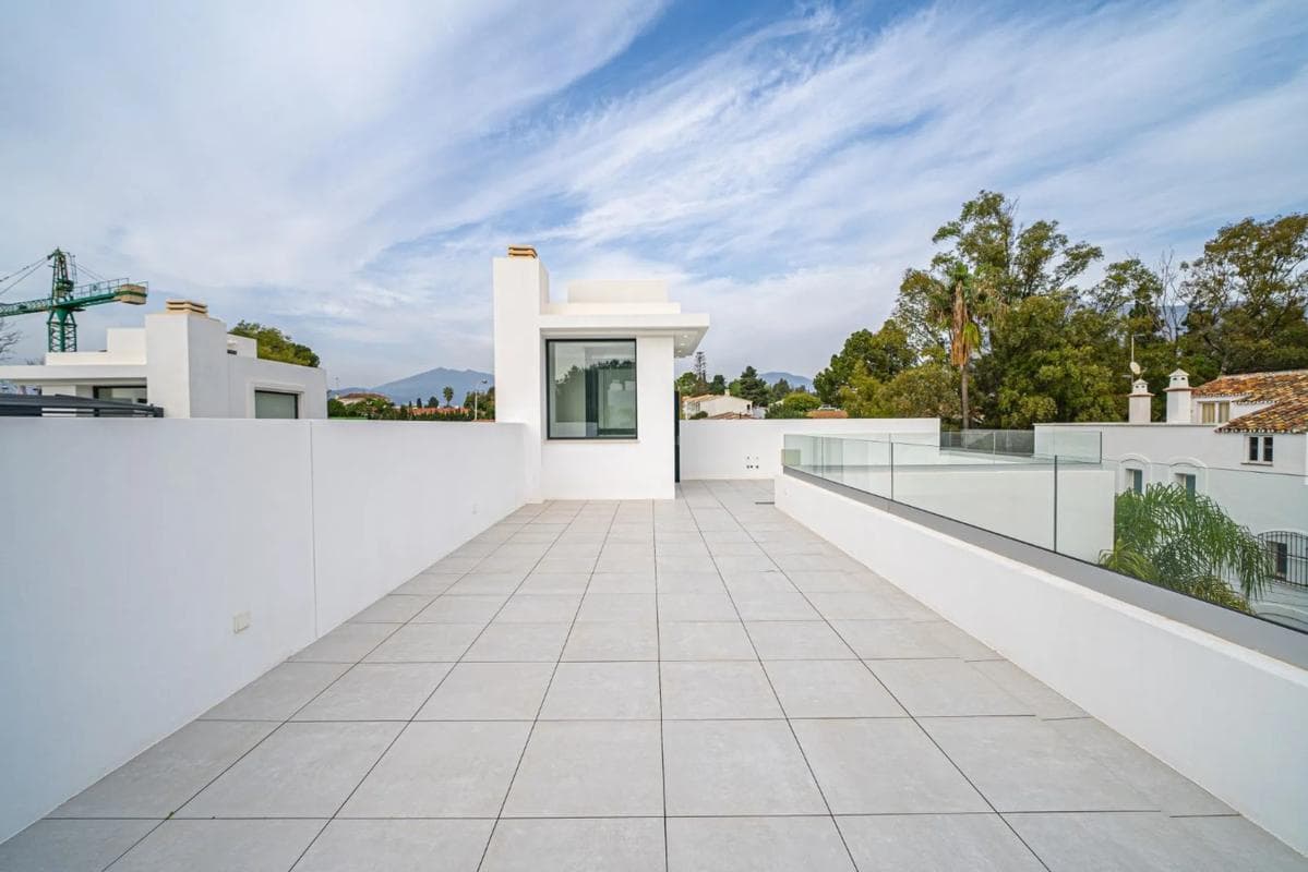 Venta de chalet independiente en Calle Alonso de Quijada, 3, Marbella
photo 2