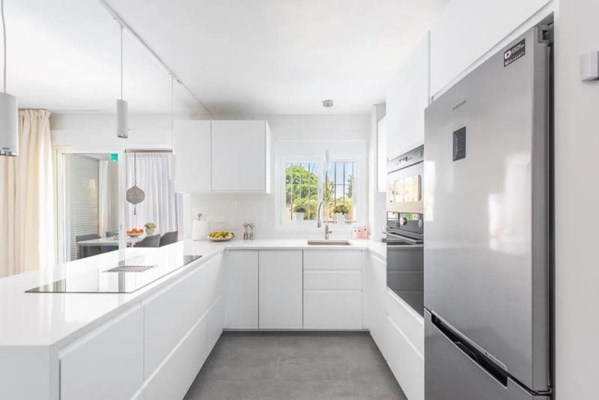 Sale of apartment in Calle Marqués de Ivanrey s/n, Marbella
photo 2