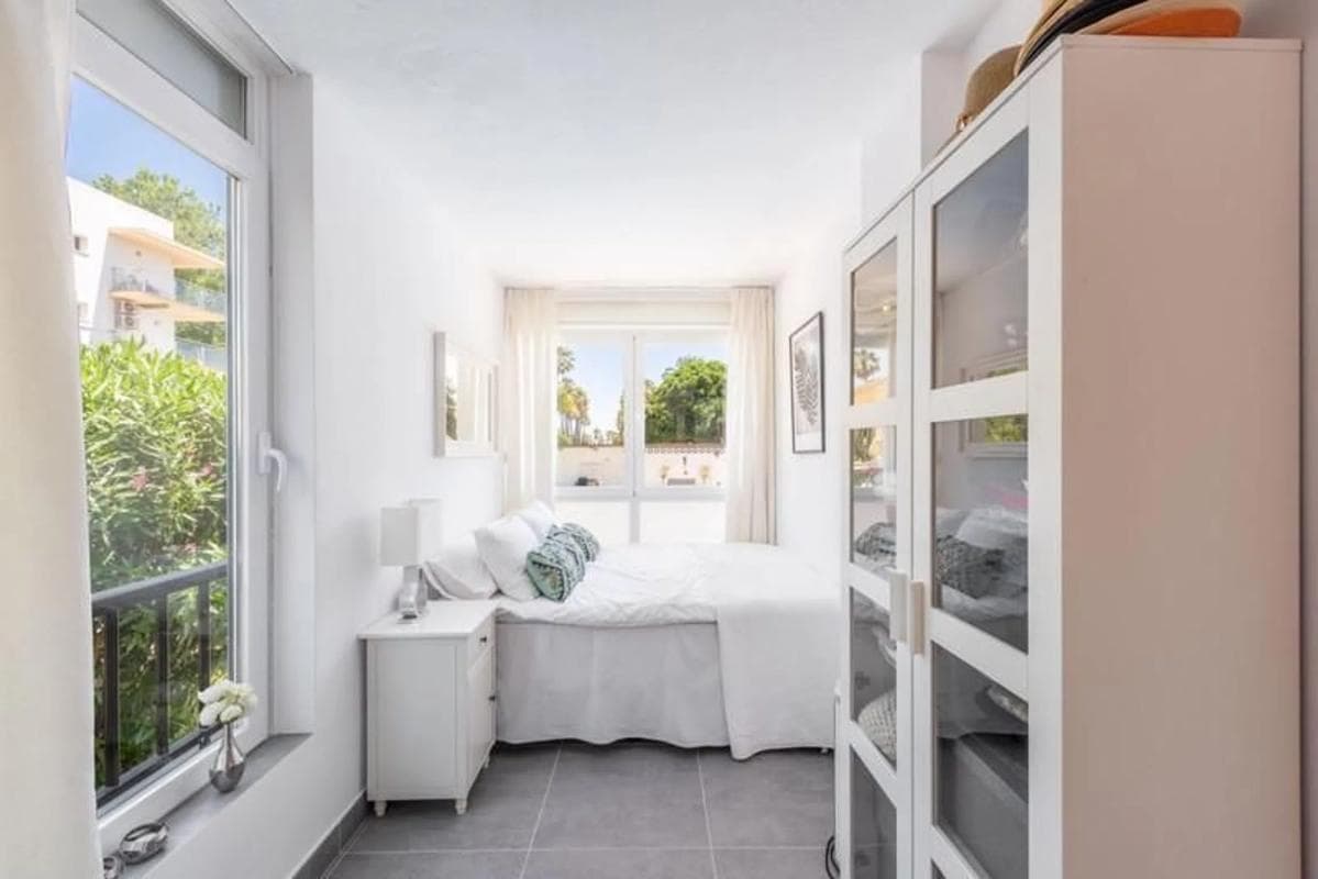 Sale of apartment in Calle Marqués de Ivanrey s/n, Marbella
photo 5