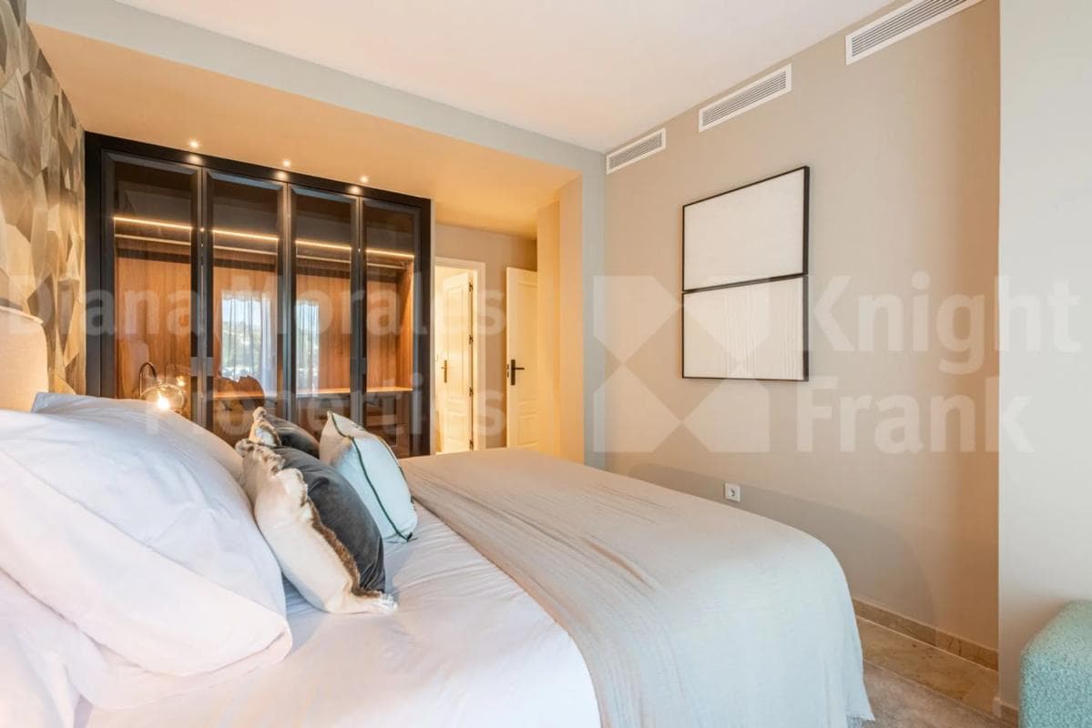 Sale of apartment in Barrio Lomas de Marbella Club, Marbella
photo 2