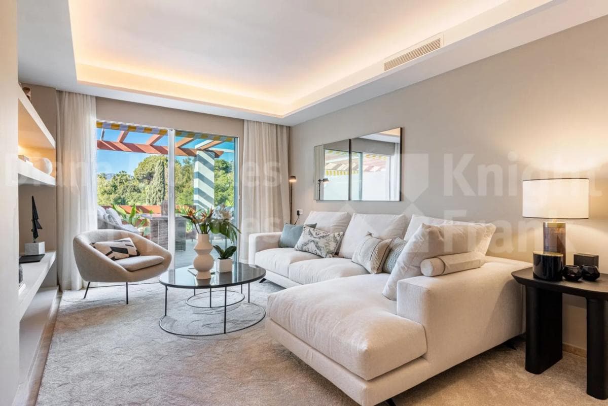Sale of apartment in Barrio Lomas de Marbella Club, Marbella
photo 5