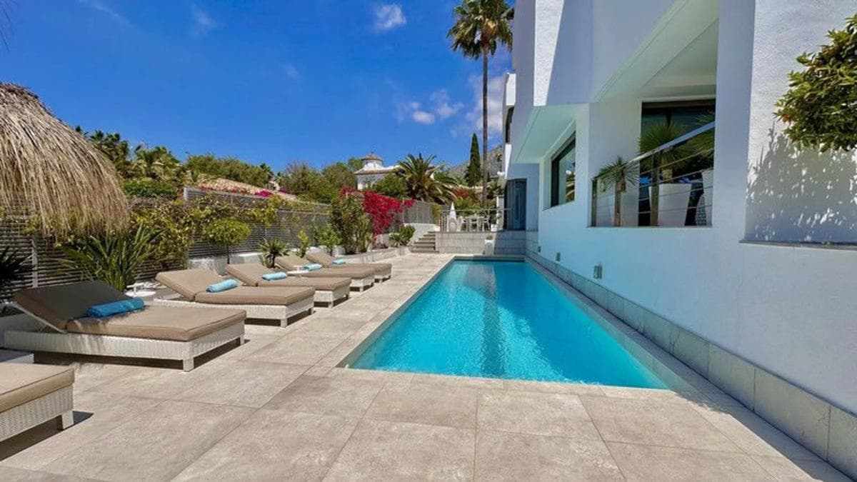 Venta de chalet independiente en Barrio Sierra Blanca, Marbella
photo 4