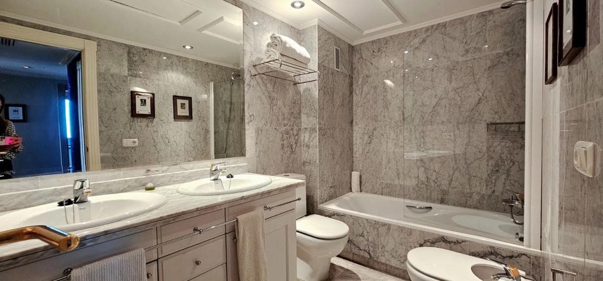Sale of apartment in Urb. Playa Esmeralda, 176, Marbella
photo 3