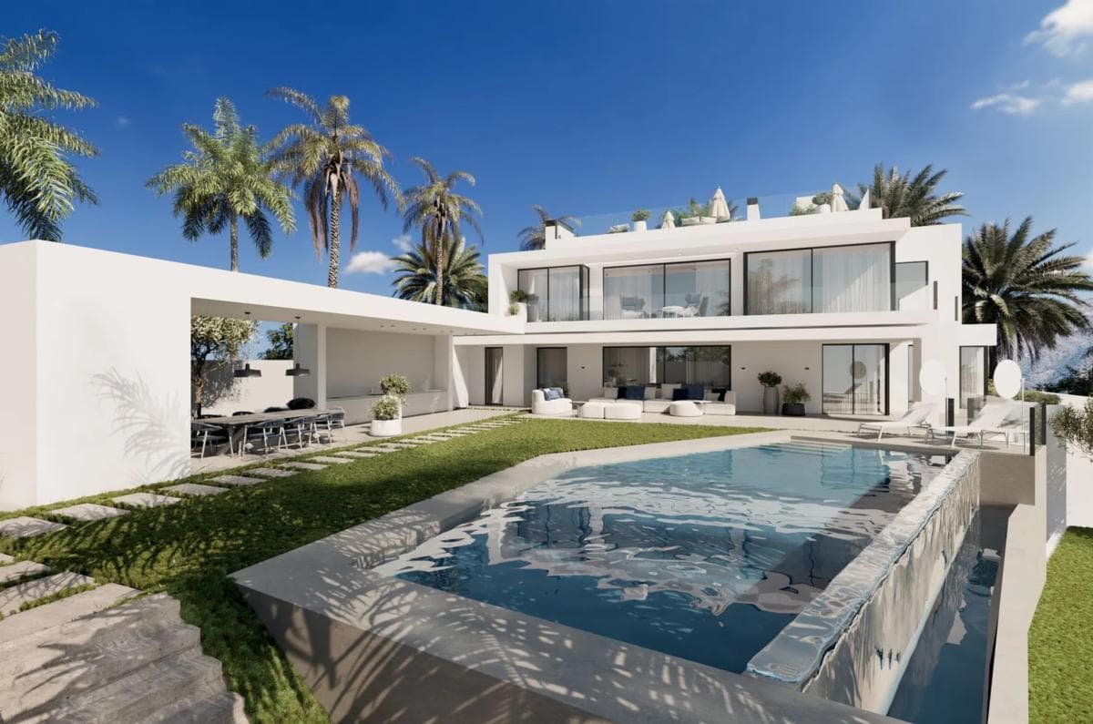 Venta de chalet independiente en Urbanización Cascada de Camojan, 39, Marbella
photo 2