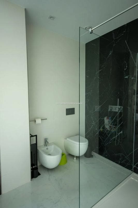 Venta de chalet independiente en Barrio Sierra Blanca, Marbella
photo 2