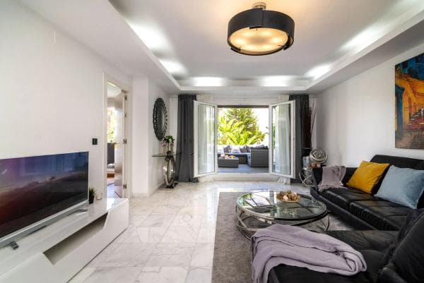 Piso en venta en Barrio Puente Romano, Marbella
thumbnail 1
