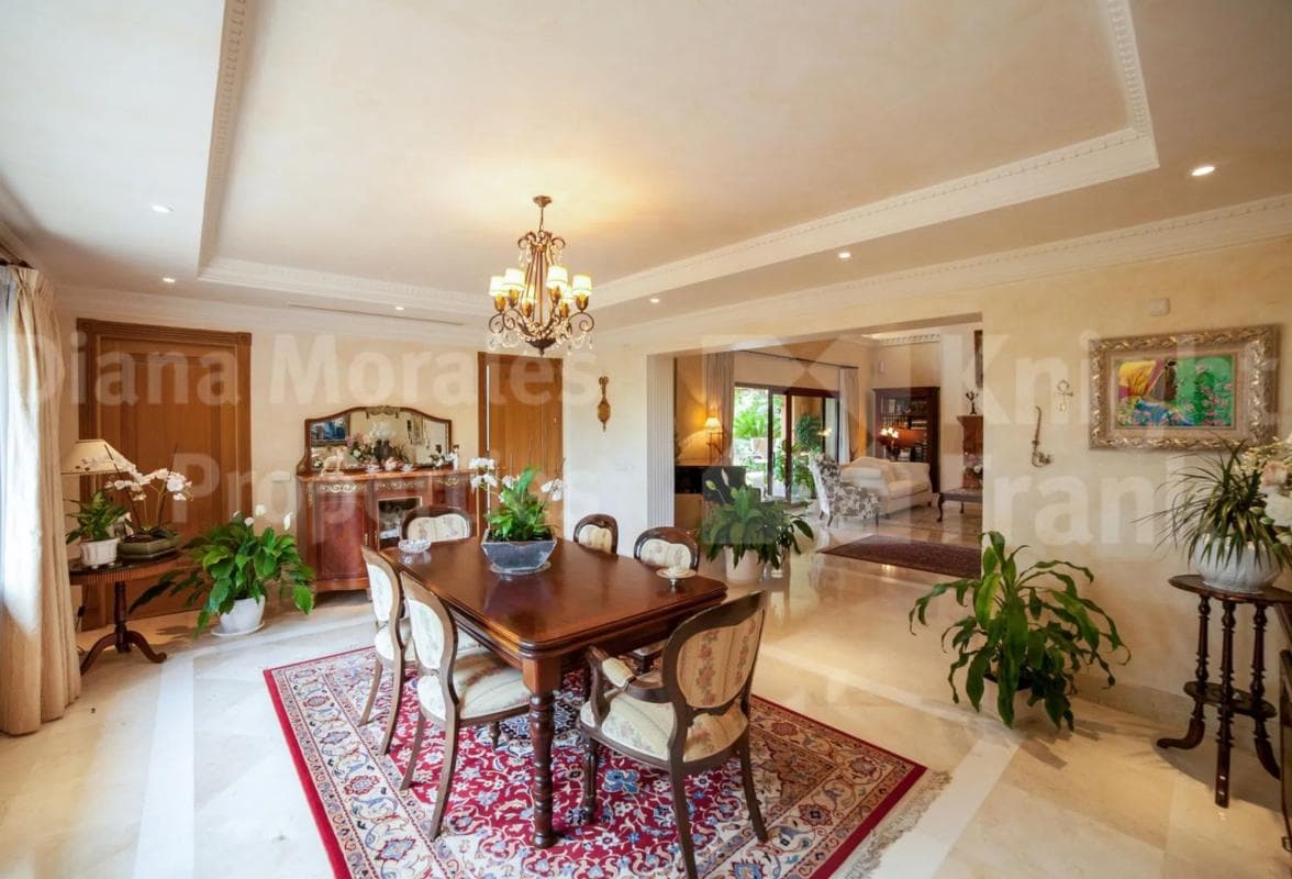 Venta de chalet independiente en Barrio Sierra Blanca, Marbella
photo 4