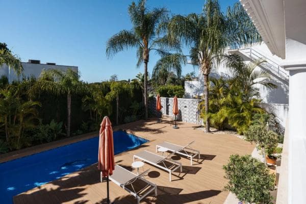 Chalet independiente en venta en Villa Brise - Calle Alozaina-marbella Montaña 31(a), Marbella
thumbnail 1