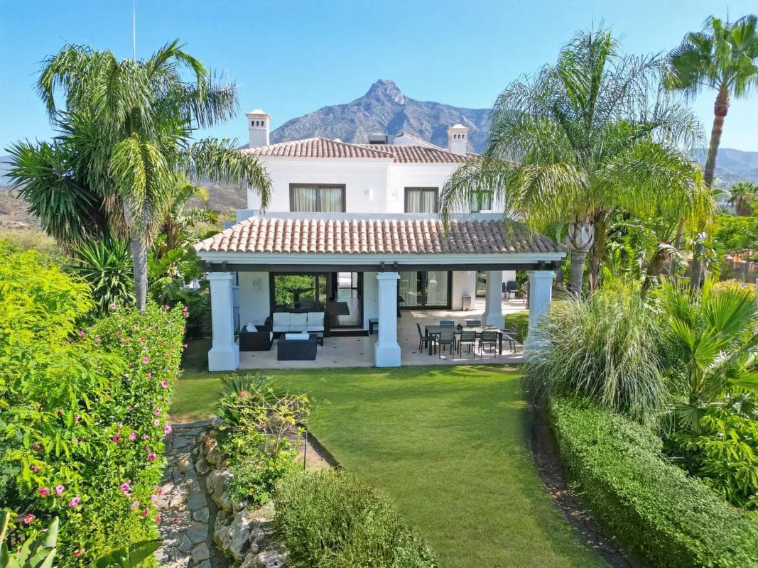 Venta de chalet independiente en Calle Cerro Muriano, 75, Marbella
photo 4