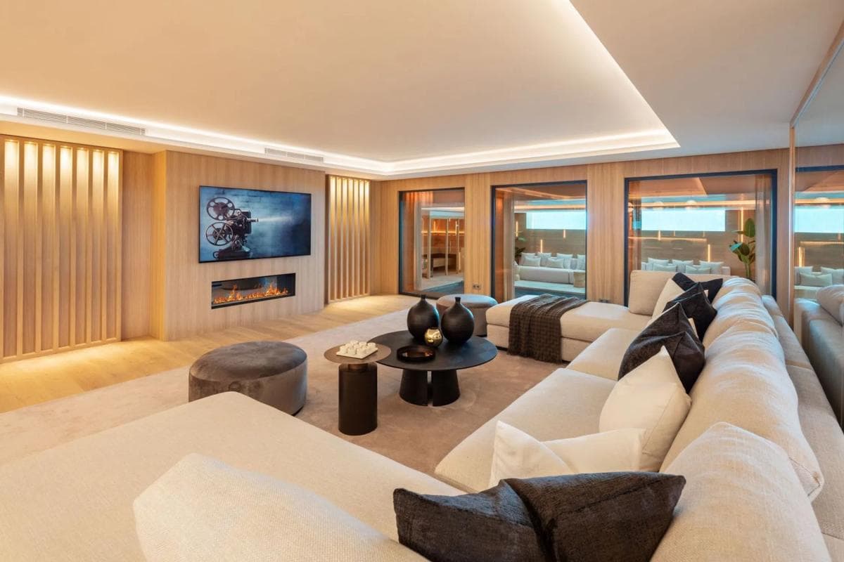 Venta de chalet independiente en Barrio Sierra Blanca, Marbella
photo 3