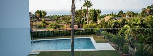 Chalet independiente en venta en Barrio Nagüeles, Marbella
thumbnail 1