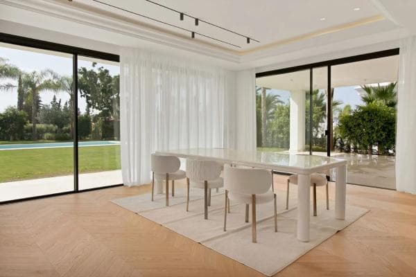 Chalet independiente en venta en Barrio Lomas de Marbella Club, Marbella
thumbnail 1
