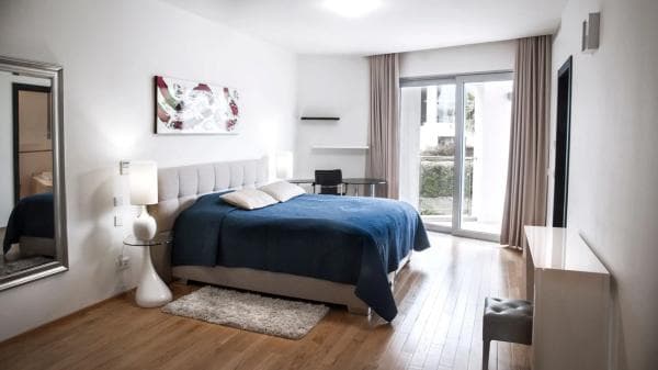 Chalet independiente en venta en Calle Verdi, 34, Marbella
thumbnail 2