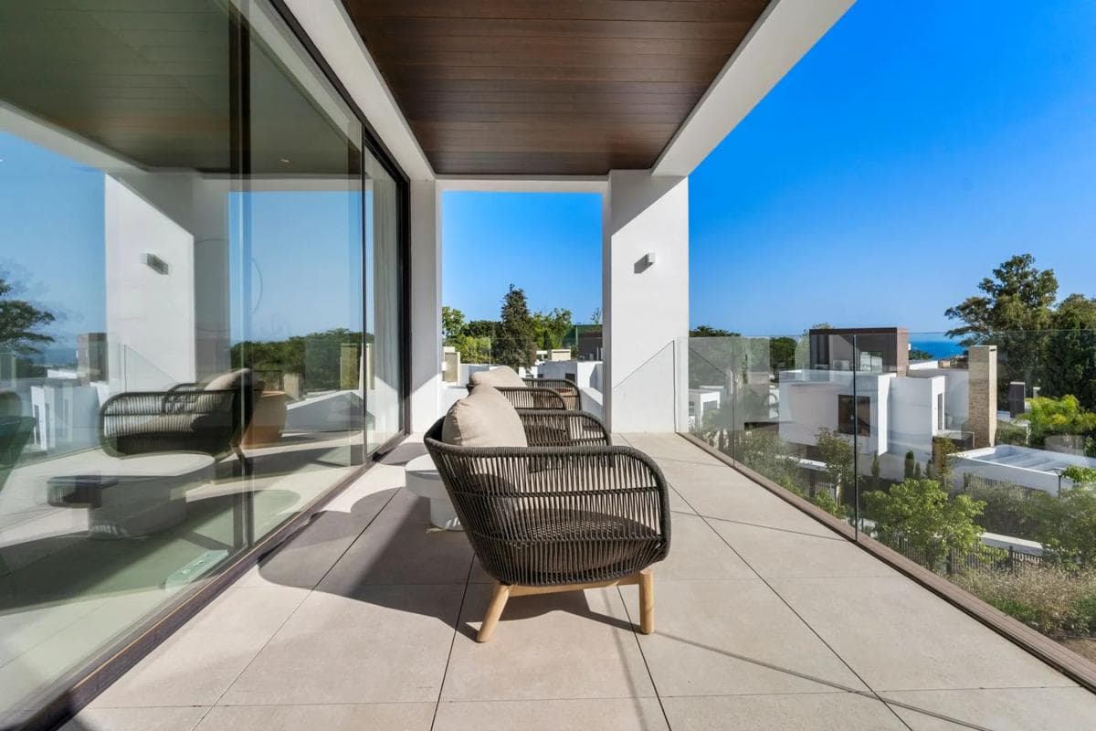 Venta de chalet independiente en Urbanización el Capricho, 55, Marbella
photo 3