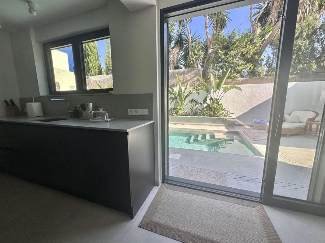 Venta de chalet independiente en Avenida Juan Chinchilla-rio s/n, Marbella
photo 4
