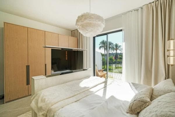 Chalet adosado en venta en Calle Al-andalus , Marbella thumbnail 2