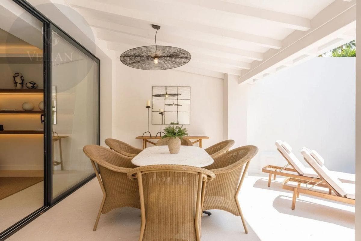 Venta de chalet adosado en Barrio Aloha , Marbella photo 2