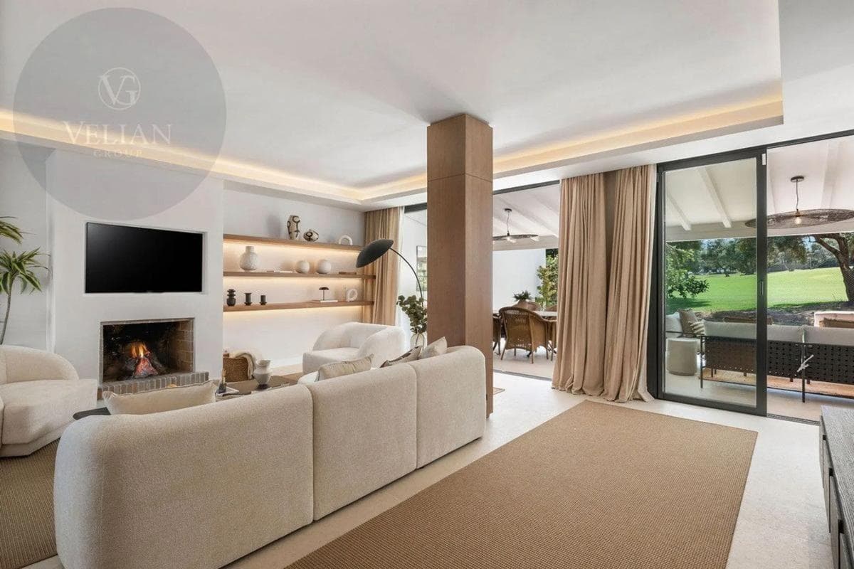 Venta de chalet adosado en Barrio Aloha , Marbella photo 5