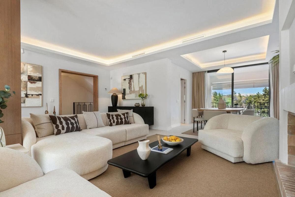 Venta de chalet adosado en Calle Escuelas el Angel, 5 , Marbella photo 2