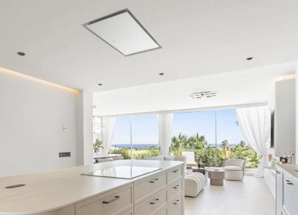 Piso en venta en Calle de las Torres, 26, Marbella
thumbnail 2