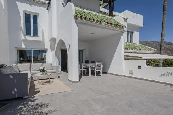 Chalet pareado en calle las Aguilas, 11 thumbnail 1