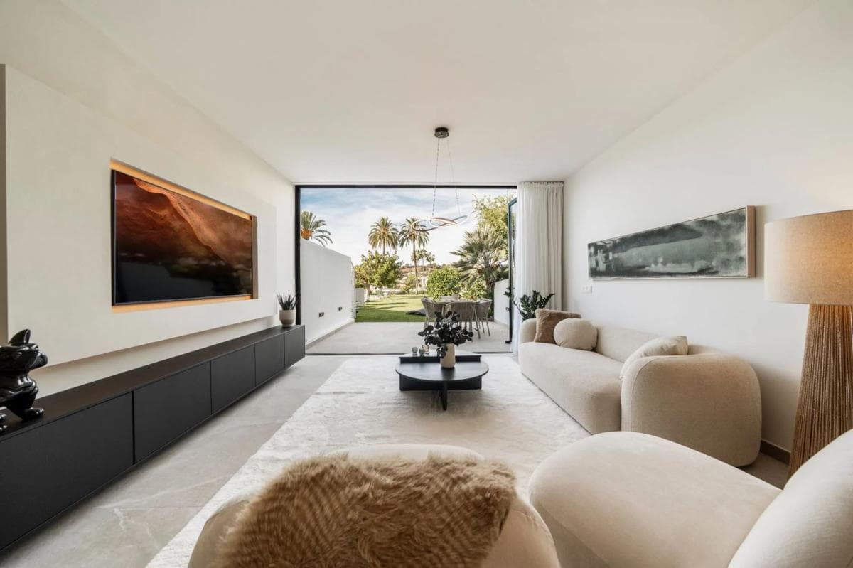 Venta de chalet adosado en Avenida del Prado, 4 , Marbella photo 2