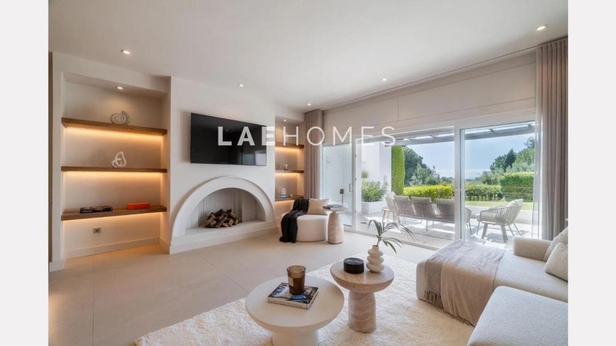 Venta de chalet adosado en Barrio Aloha , Marbella photo 4